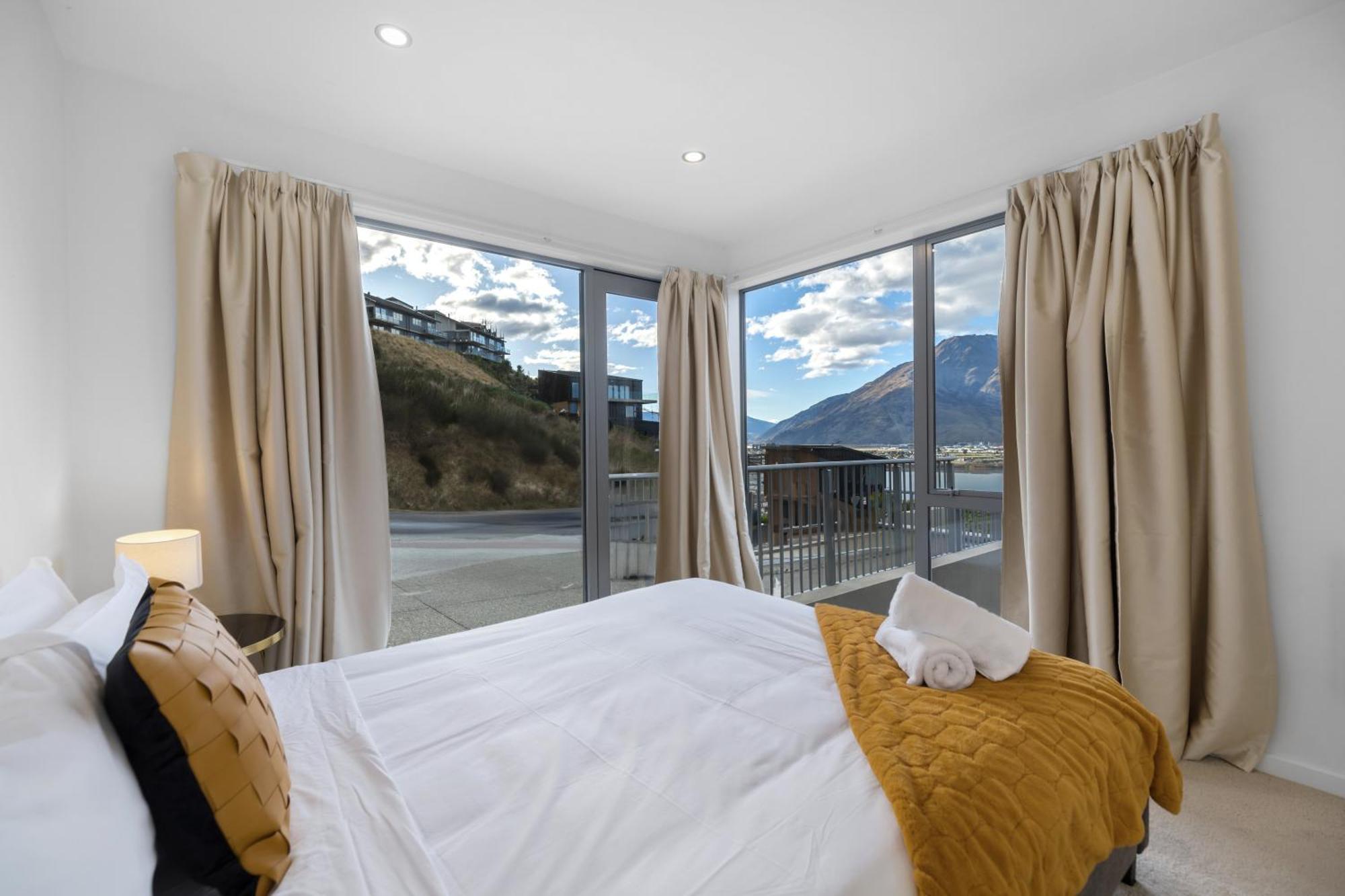 Luxury Away - Summit View Villa Queenstown Exteriör bild